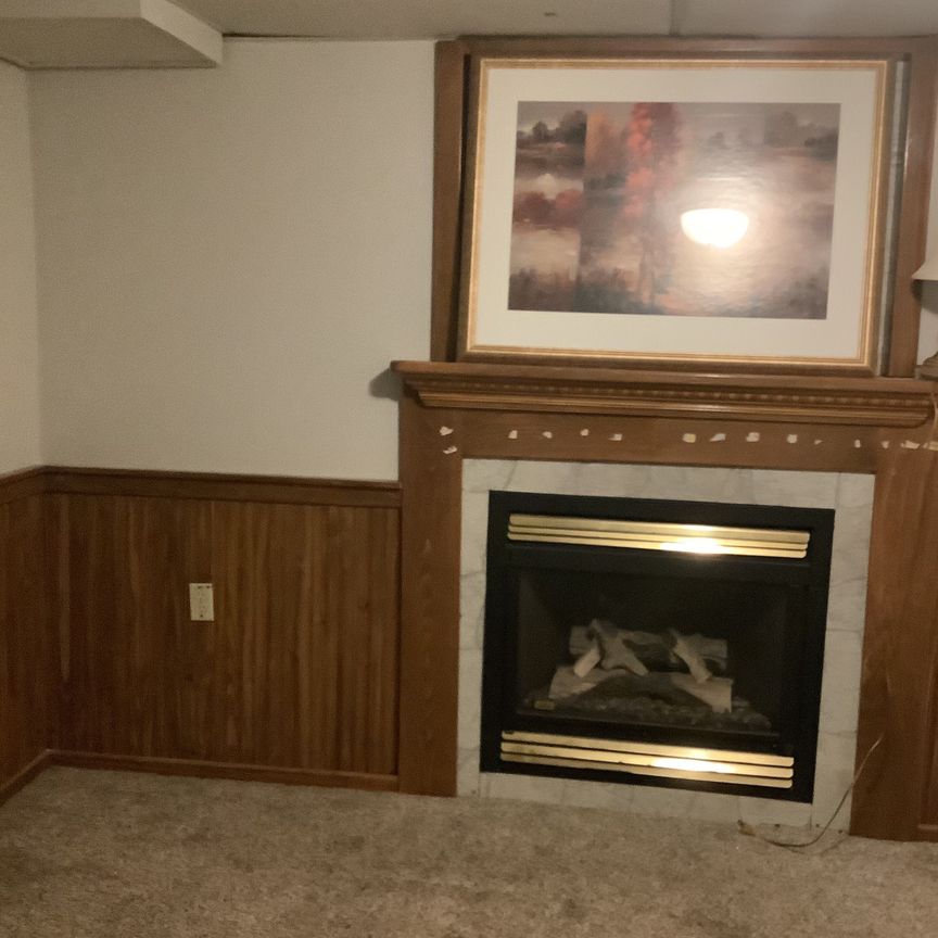 For Lease - 11 Rosenfeld Drive, Barrie, Ontario - Photo 1