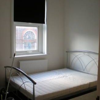 Two Bedroom Student Flat - Kentish Town - Photo 1