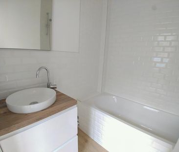 Location Appartement 2 pièces 39m² LILLE 59000 - Photo 4