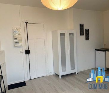 Location Appartement 1 pièce 16m² ASNIERES SUR SEINE 92600 - Photo 2