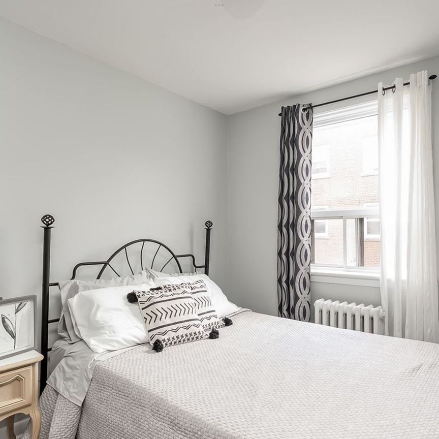 For Lease - 2128 Harris Crescent Unit# 10, Burlington, Ontario - Photo 1