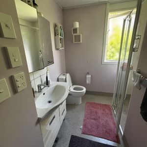 North Road Beauty - Stones throw from Gardens, University - Photo 2