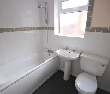 2 bedroom house to rent - Photo 1