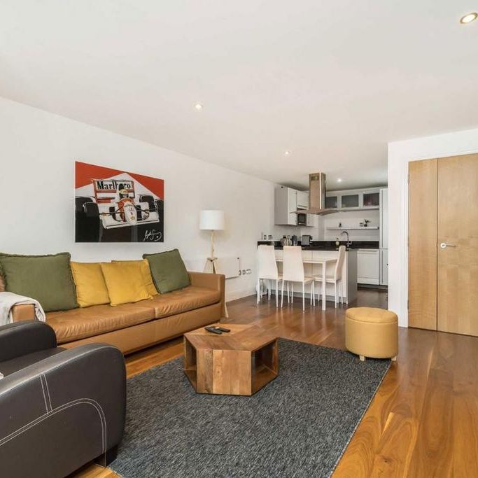 1 bedroom flat to rent - Photo 1