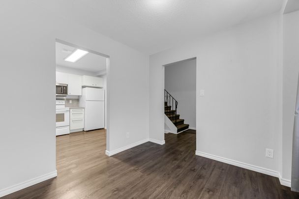 For Lease - 100 Brownleigh Avenue Unit# 244, Welland, Ontario - Photo 1