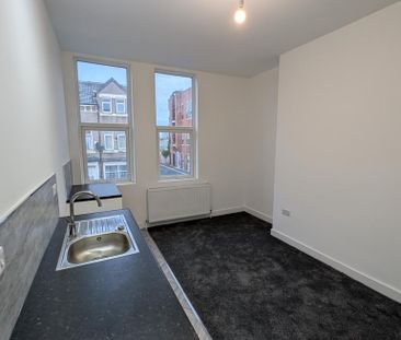 Studio to rent - Photo 6