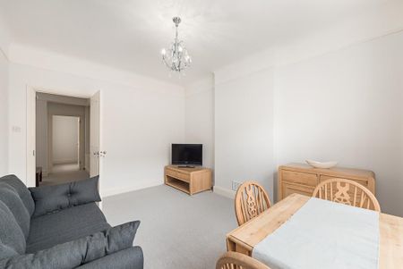 2 bedroom flat to rent - Photo 2