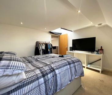 3 bedroom apartment to rent - Photo 2