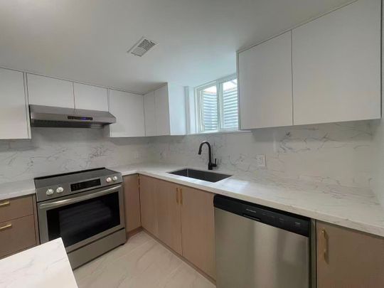 For Lease - 17 Rosemeade Avenue Unit# Unit 4, Toronto, Ontario - Photo 1