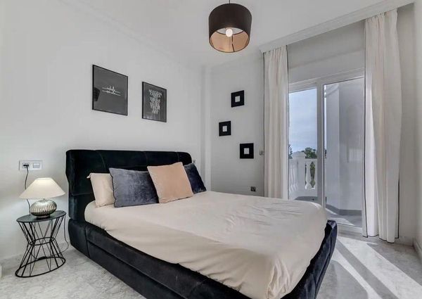 Luxury Villa for rent in Marbella Del Este, Spain