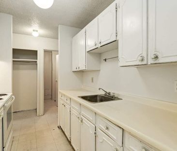 Classic Suite - 1 Bedroom - Photo 2