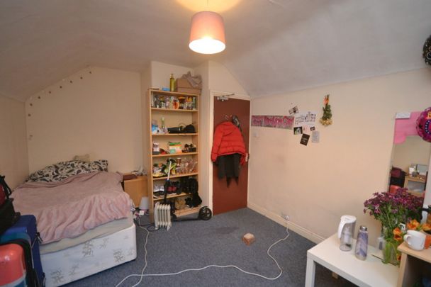 1 bed Mid Terraced House for Rent - Photo 1