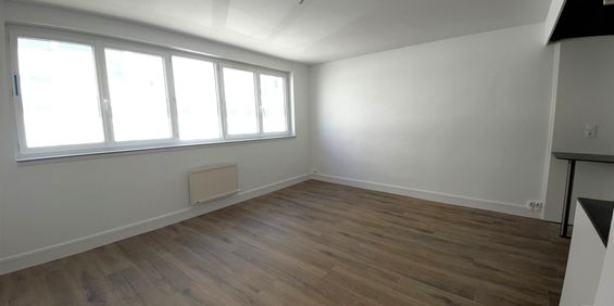 Location Appartement 1 pièce 27m² CHERBOURG-EN-COTENTIN 50100 - Photo 3