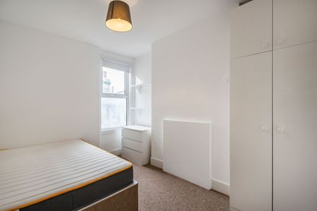 Theatre Street, London, SW11 - Photo 5