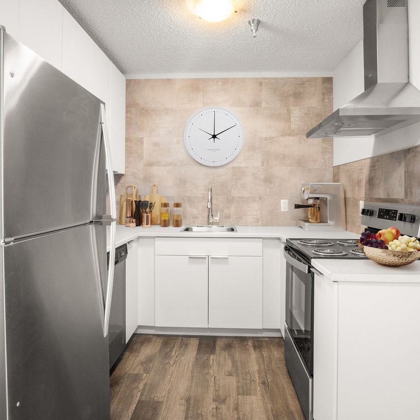 Henley Place - Photo 1