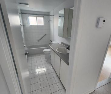 4 1/2 BOUL. CASAVANT O. 1 er JUILLET - Photo 2