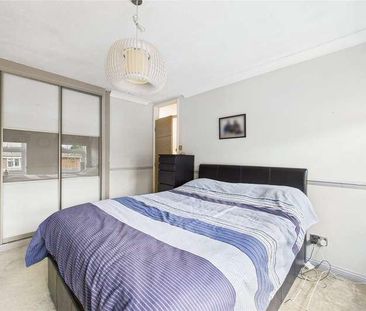 Woosehill Lane, Wokingham, Berkshire, RG41 - Photo 3