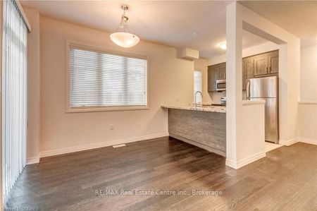 For Lease - 23 Dodman Crescent, Hamilton, Ontario - Photo 4