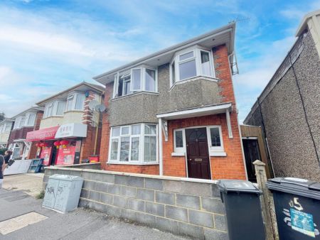 To Rent Withermoor Road, Winton, Bournemouth, BH9 £1,850 pcm Tenancy Info - Photo 3