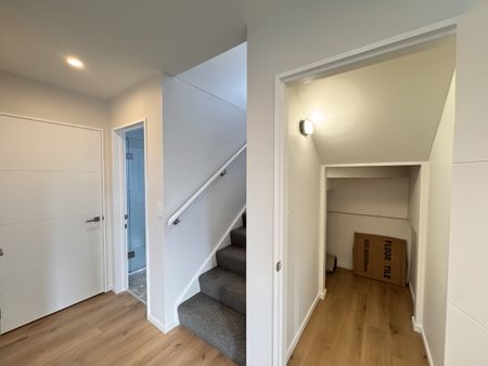 17C Harrow Street, Phillipstown - Photo 4