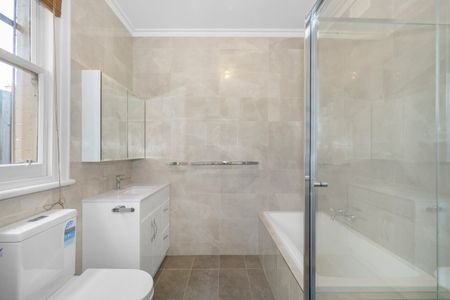 12 Peel Street, Windsor VIC 3181 - House For Rent | Domain - Photo 5