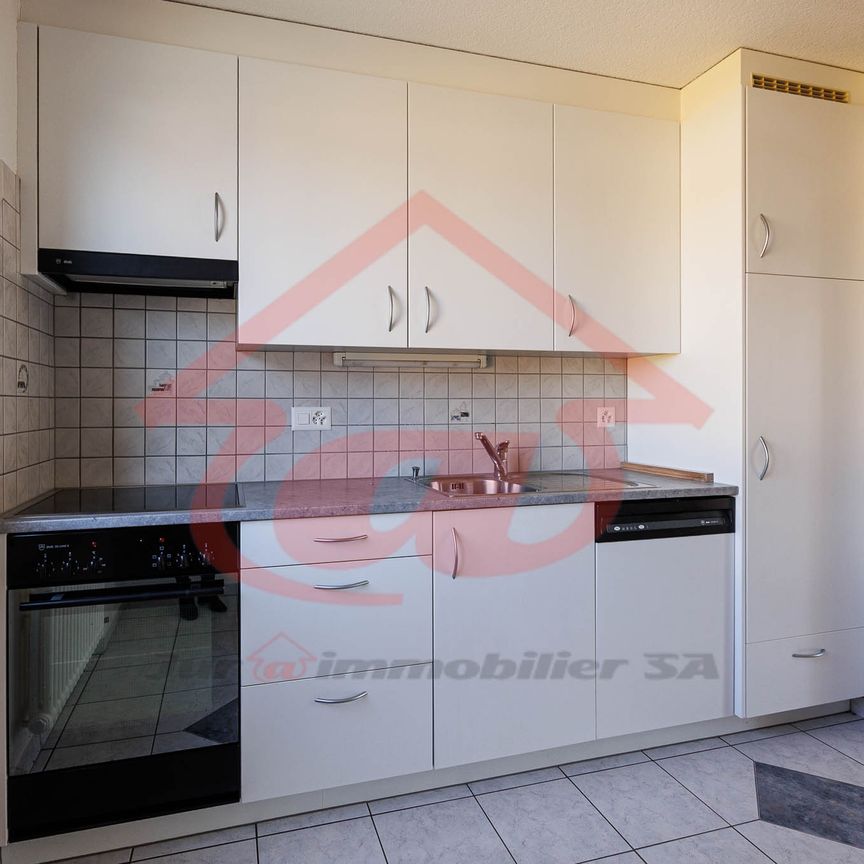 Appartement de 4 pièces au rez-de-chaussée - Photo 1