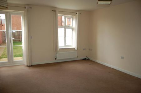 3 bedroom terraced house to rent - Photo 4