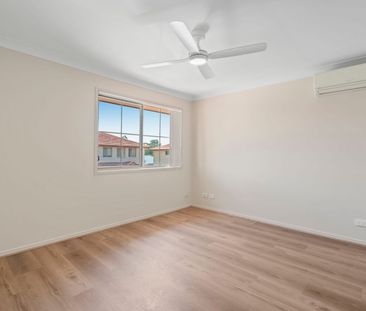 Spacious Townhouse with Private Courtyard in a Convenient Runcorn L... - Photo 4