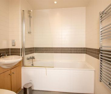 2 bedroom house to rent - Photo 3