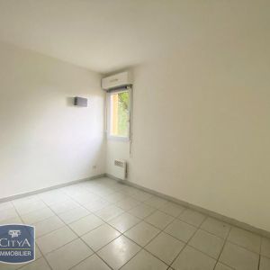 Location Appartement 2 pièces 31m² PUYRICARD 13540 - Photo 2