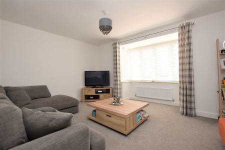 Nightingale Way, Martlesham, Woodbridge, Suffolk, IP12 4UJ - Photo 4