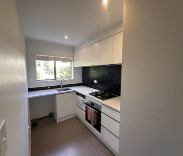 Warm and Practical - Photo 6