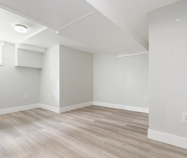 SW Marine Dr & Olympic St, Vancouver - Photo 3