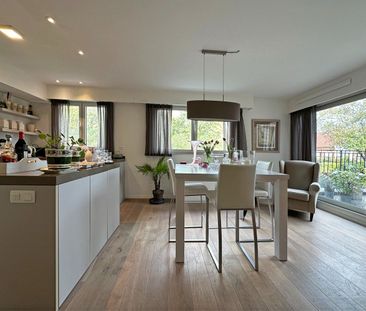 Luxueus appartement op een rustige centrumlocatie te 's Gravenwezel. - Photo 1