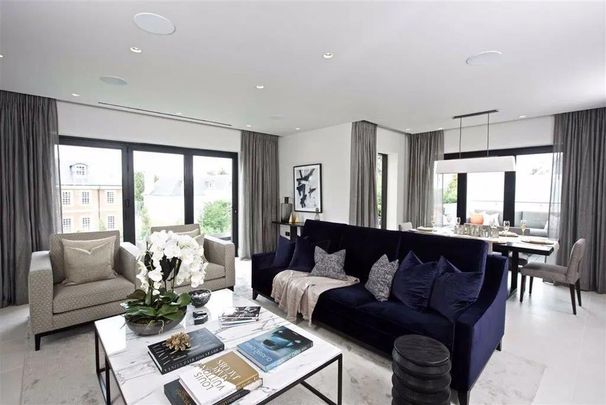 3 bedroom apartment to rent - Photo 1