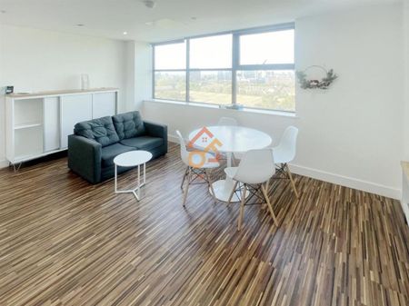 2 bedroom flat to rent - Photo 2