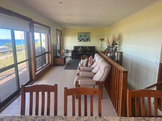 Skenes View- Panoramic ocean views - Photo 1