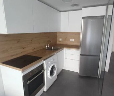 Apartamento de alquiler en Juan de Borbón - Photo 2