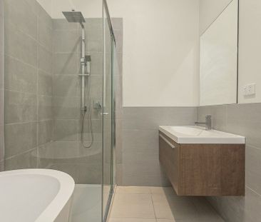 Picture Perfect - Photo 6