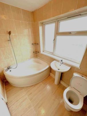 Watling Street, Gravesend, DA11 - Photo 1