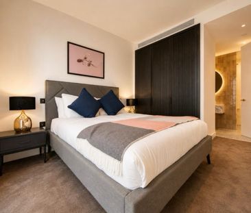 1 Bed Flat, Embassy Garden, SW11 - Photo 4