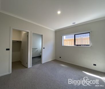 Spacious 4-Bedroom Family Home for Rent – Prime Location in Cranbourne - Photo 1