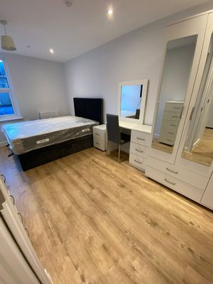 Room in a Shared House, North St, BS3 - Photo 1