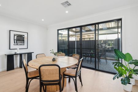 Modern Living, Prime Location – Minutes to the City & Coast! - Photo 3