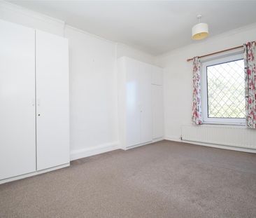 Denby Dale Road West, Calder Grove, Wakefield - Photo 6