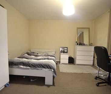 Linden Court, Englefield Green, TW20 - Photo 2