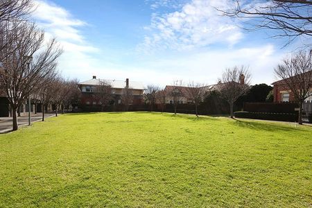 4/29 Manchester Lane, Parkville VIC 3052 - Photo 4