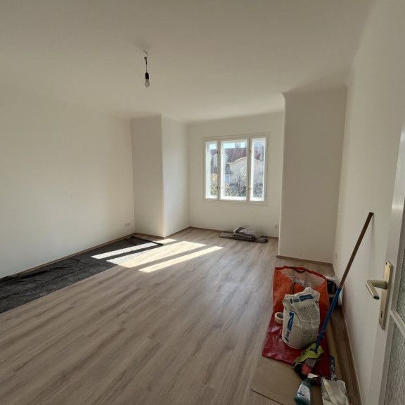 GEMUETLICHE 1-ZIMMERWOHNUNG AN DER HÜTTELDORFERSTRAßE - Foto 1