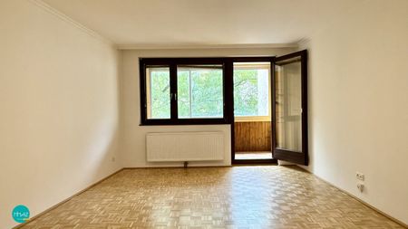 Helle, großzügig geschnittene 2-Zimmer Wohnung mit Südloggia im 2. Liftstock! Single- oder Paarwohnung! Keine Ablöse! - Photo 2