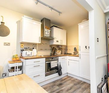 1 bed Flat for Rent - Photo 3